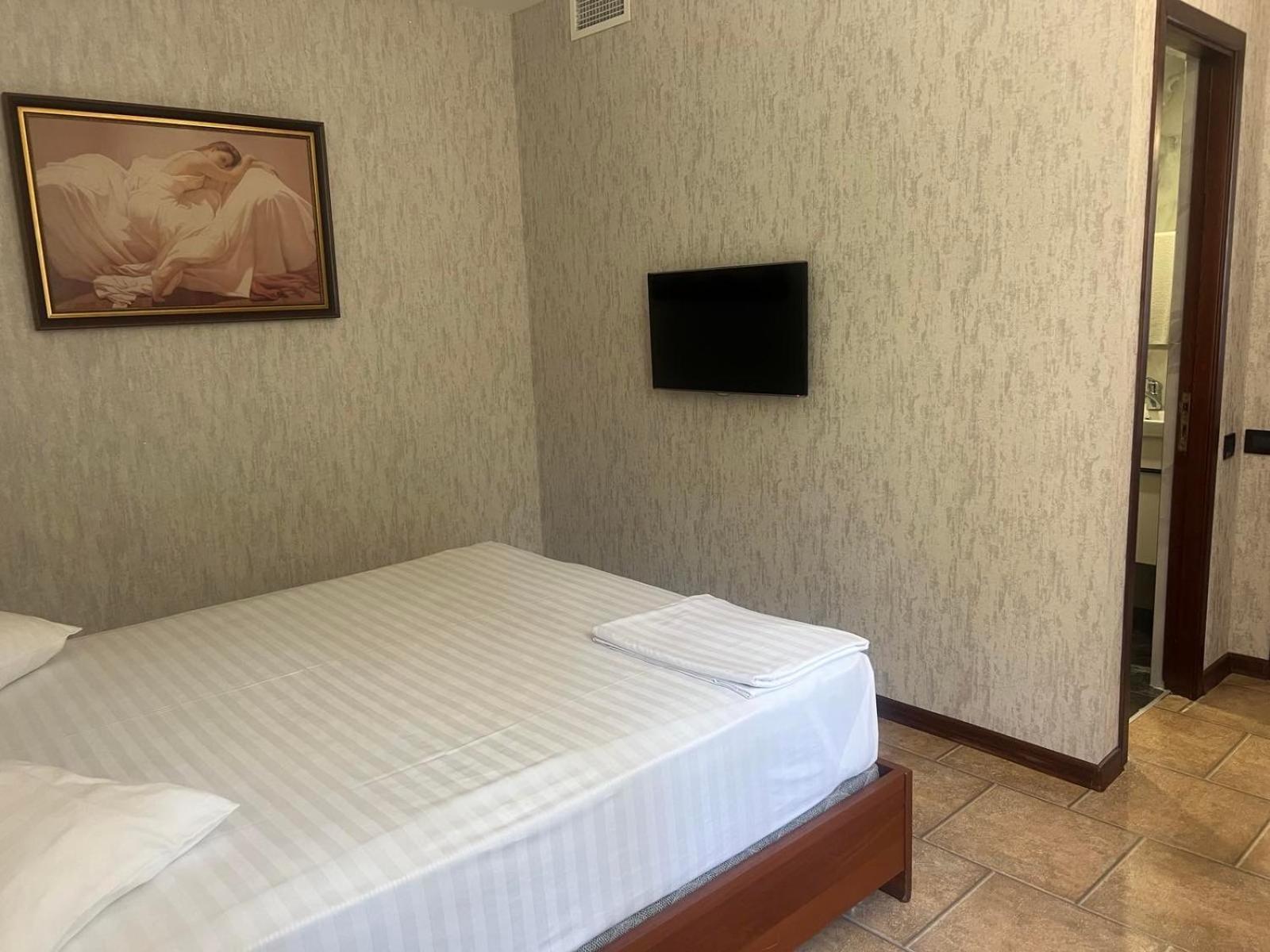 Park Avenue Hotel Erivan Dış mekan fotoğraf