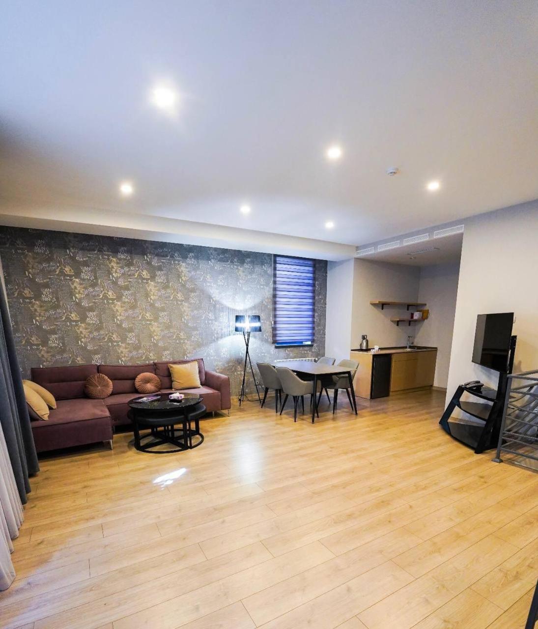 Park Avenue Hotel Erivan Dış mekan fotoğraf