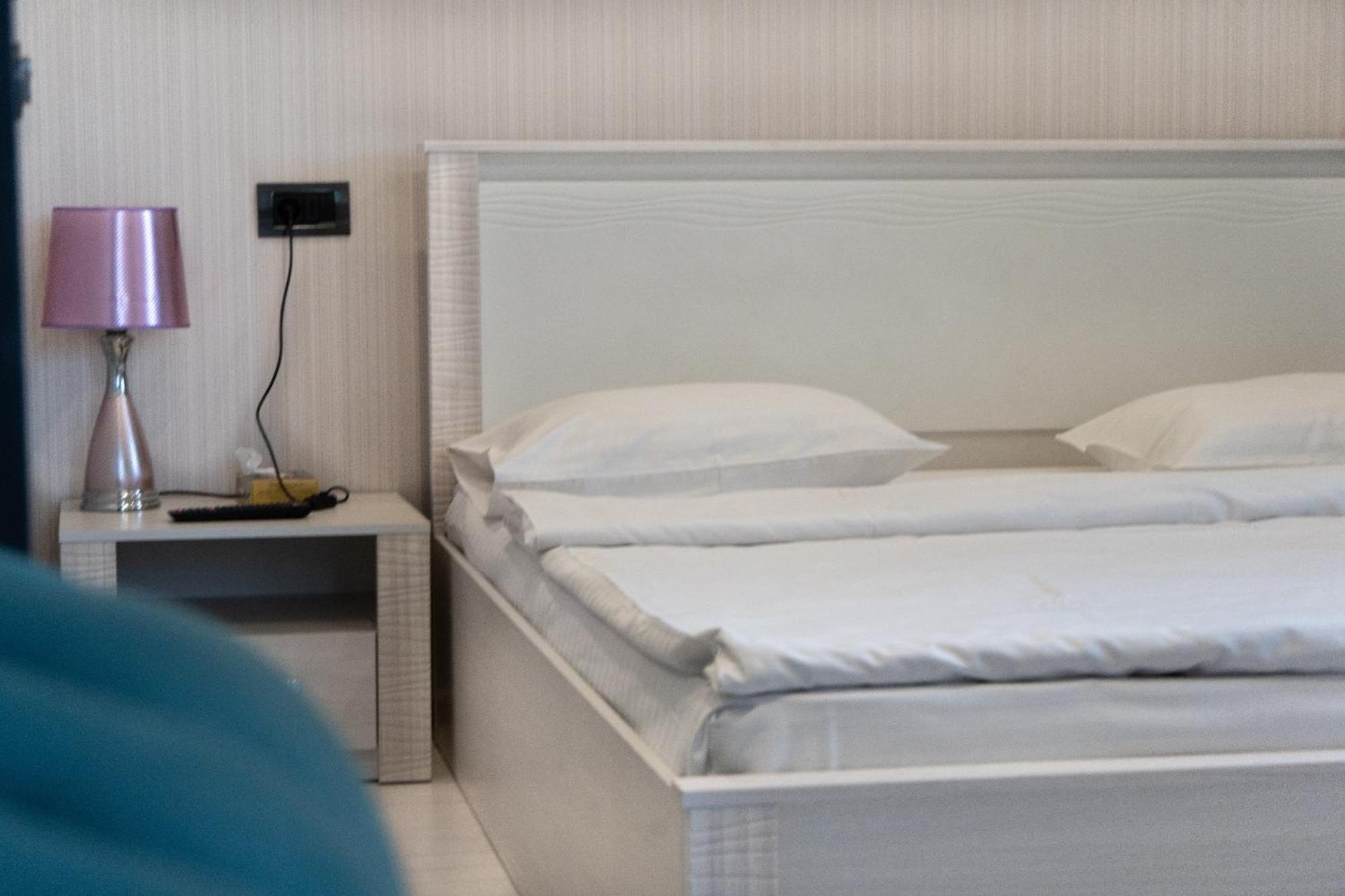 Park Avenue Hotel Erivan Dış mekan fotoğraf