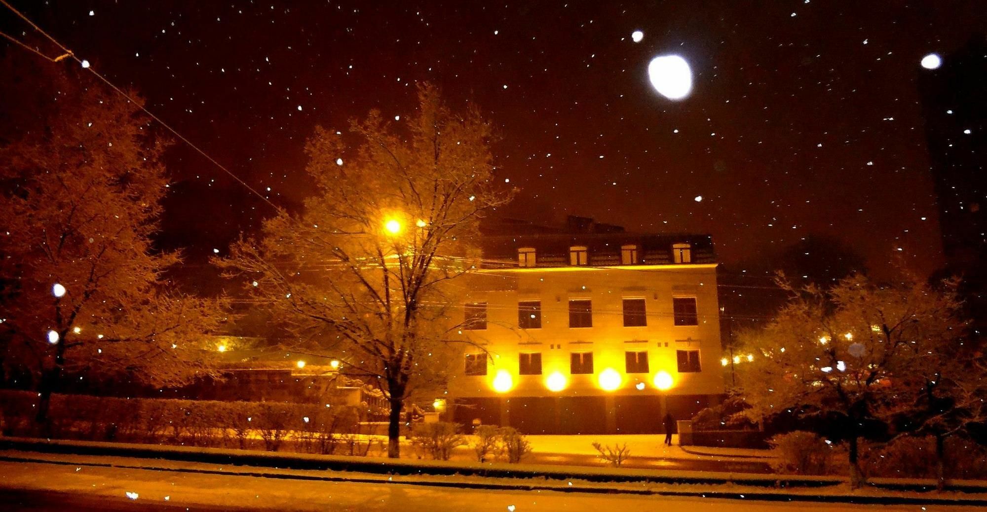 Park Avenue Hotel Erivan Dış mekan fotoğraf