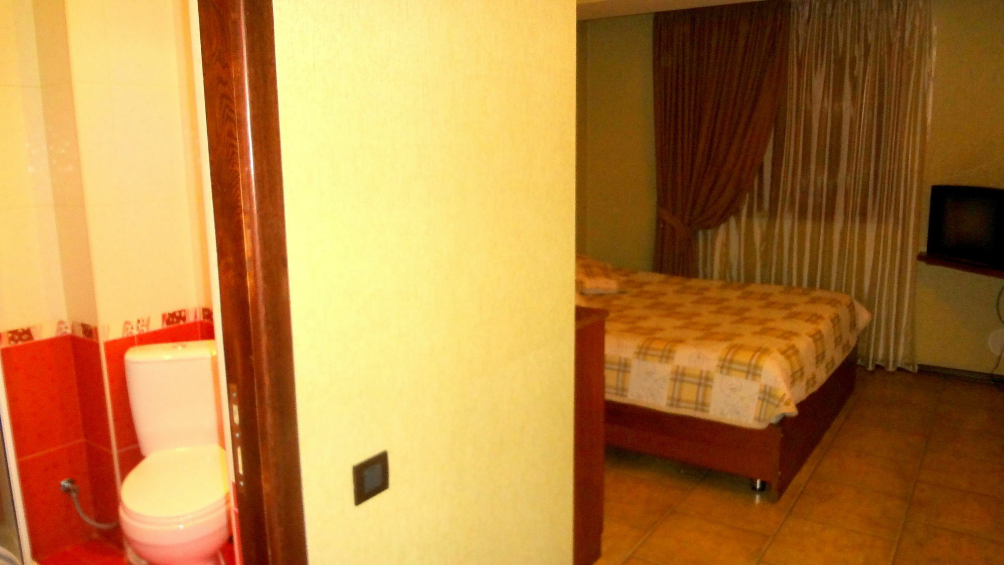 Park Avenue Hotel Erivan Dış mekan fotoğraf