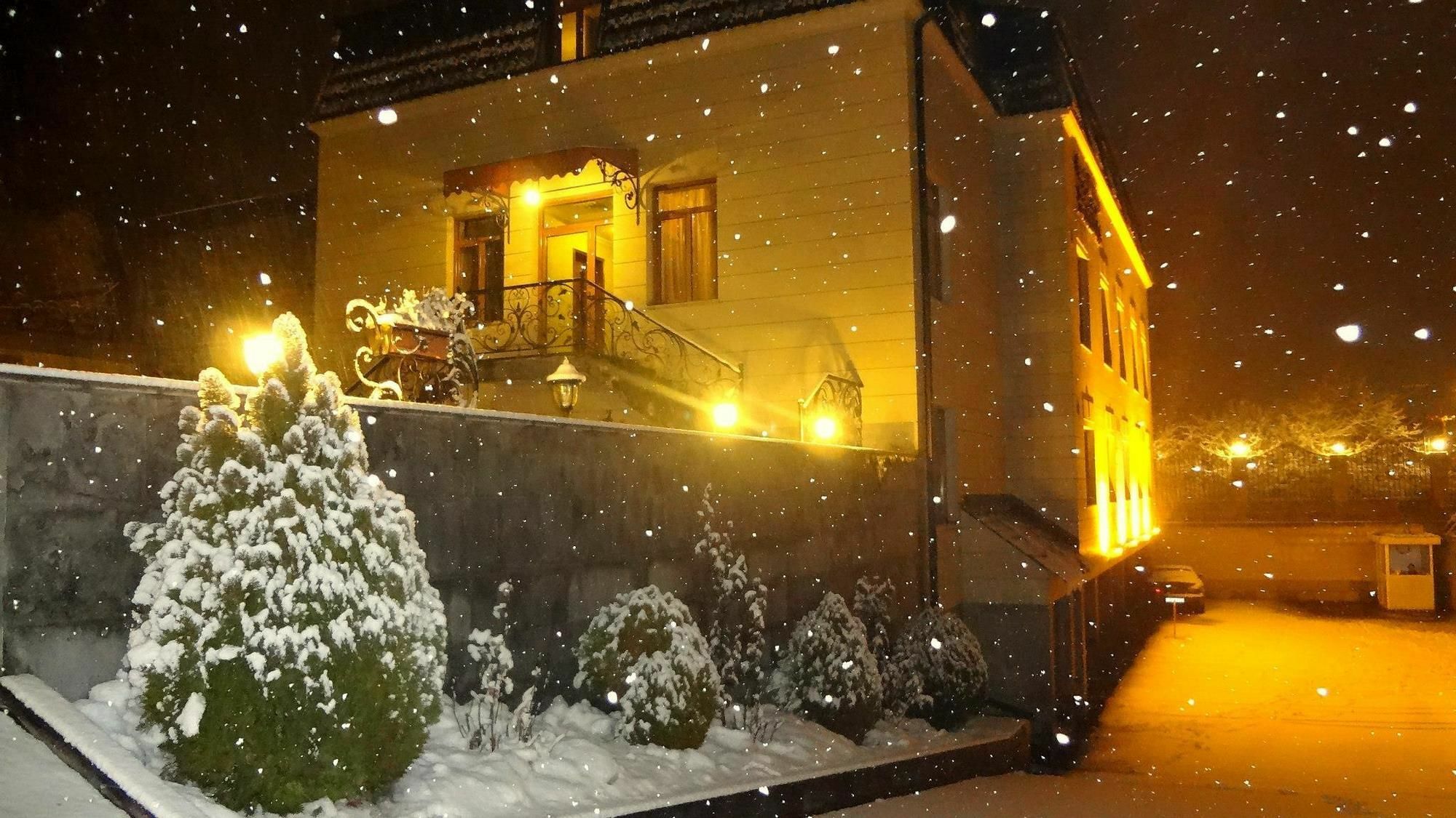 Park Avenue Hotel Erivan Dış mekan fotoğraf